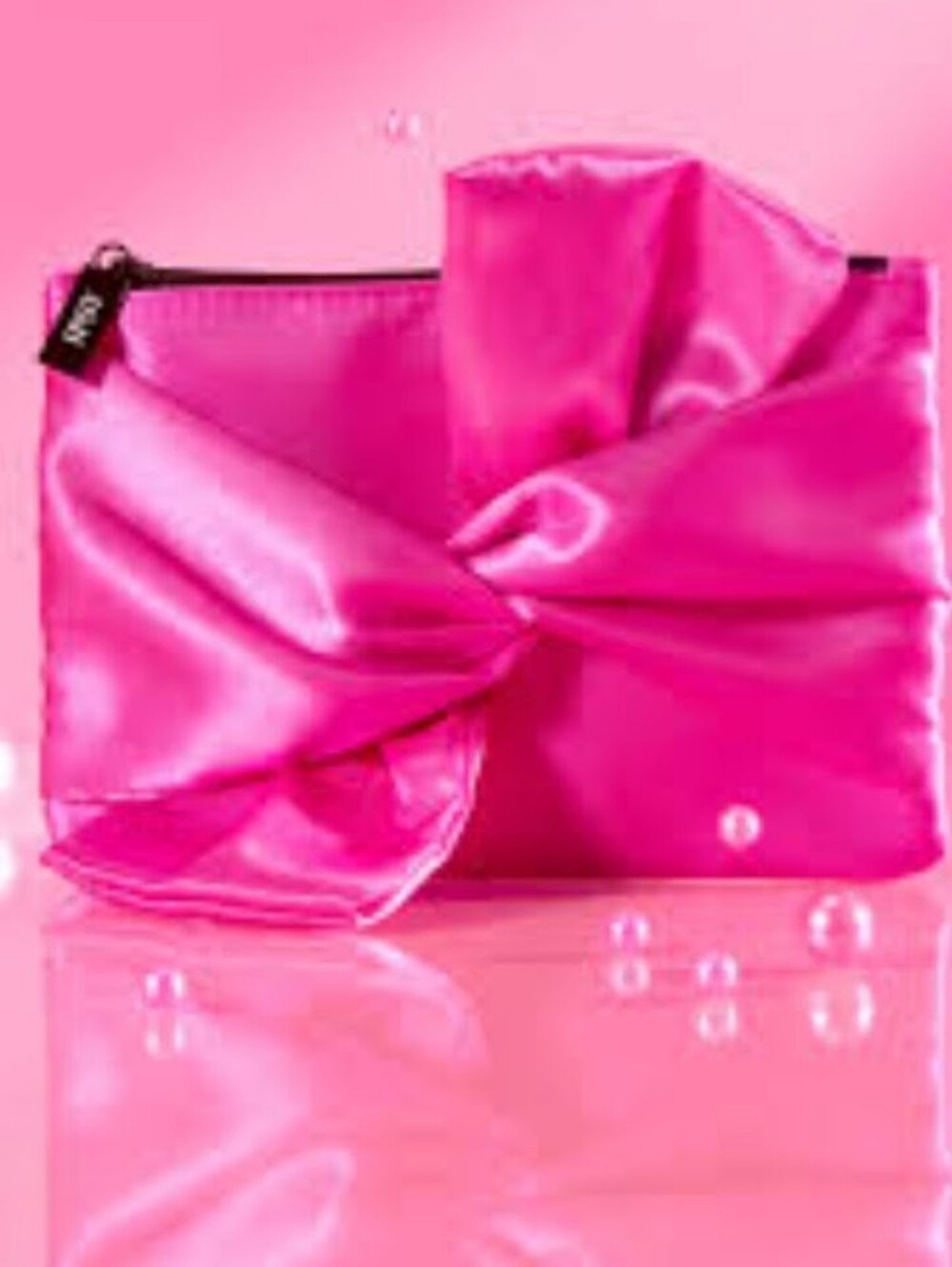 👄4/$20 ipsy Iconic Marilyn Monroe Glam Bag Vibrant Hot Pink Satin With Big Bow